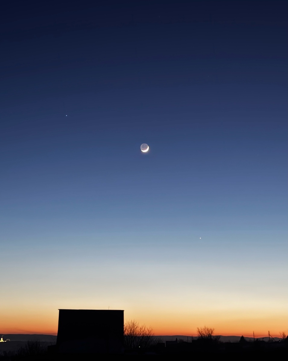 Меркурий, Луна и Сатурн 19 февраля 2026 года, фото Анны Магас