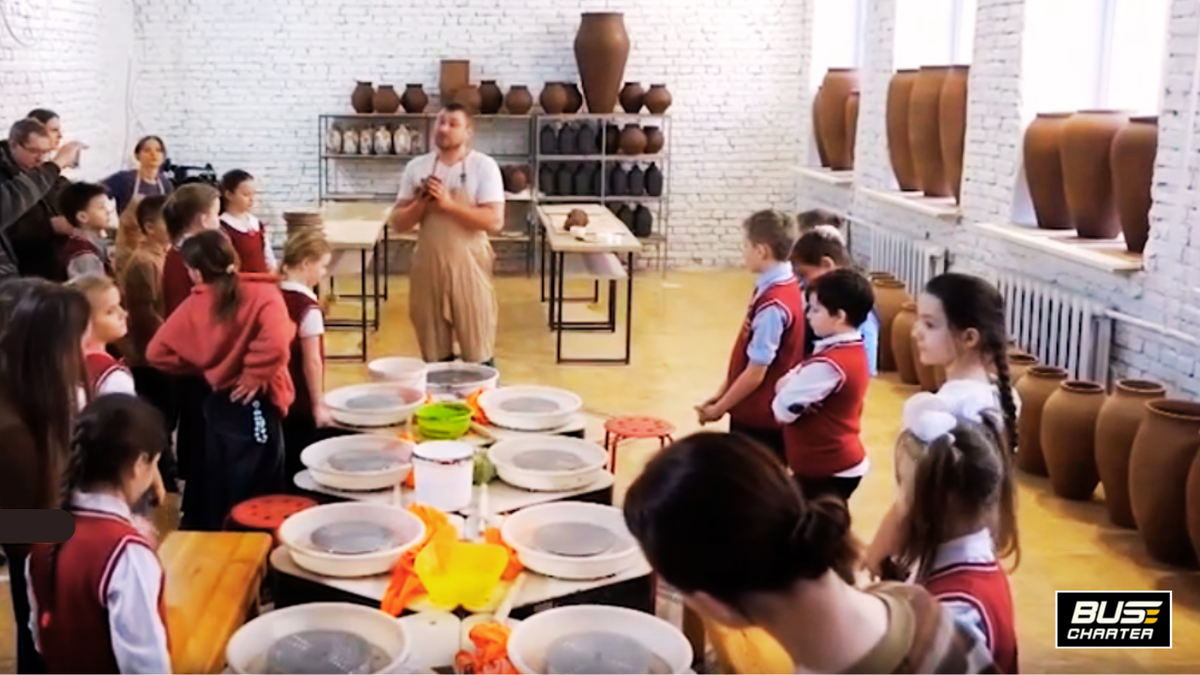 Школьная интерактивная экскурсия с мк на каникулах в Посадскую усадьбу в Москве недорого