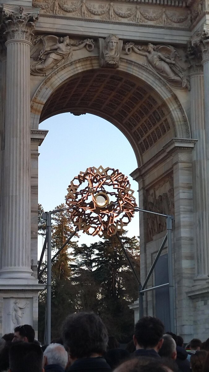 Можно рассмотреть огонь