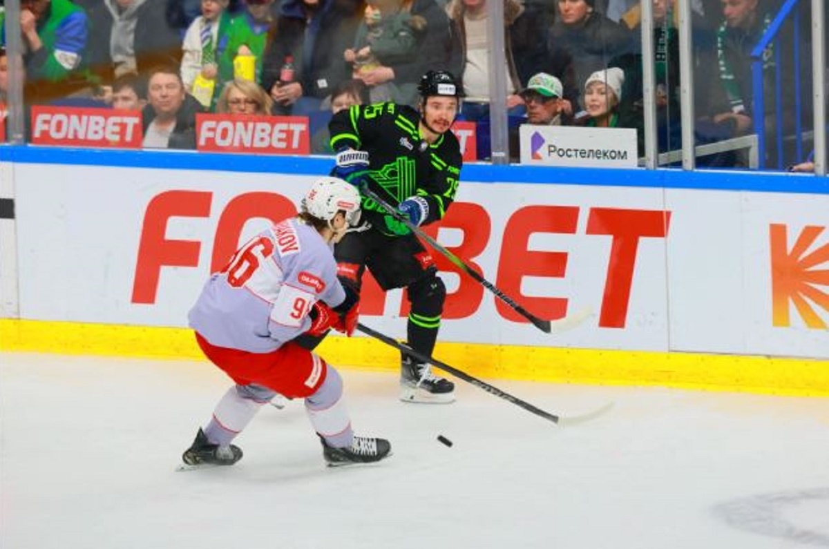    "Салават Юлаев" в Уфе уступил "Спартаку" со счетом 3:5