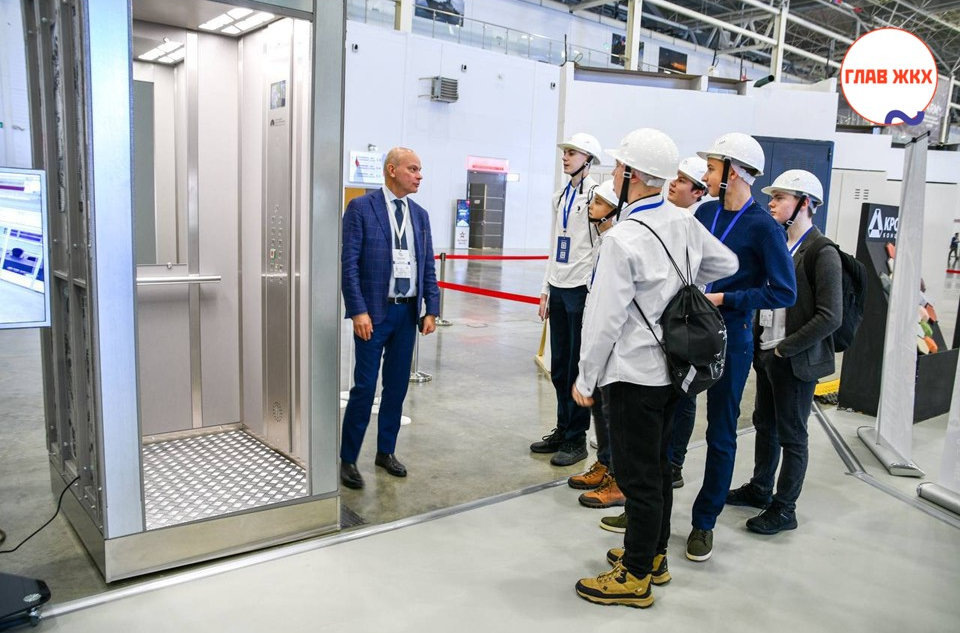 СЛЗ и Красногорский колледж запускают совместную программу подготовки специалистов лифтового хозяйства
