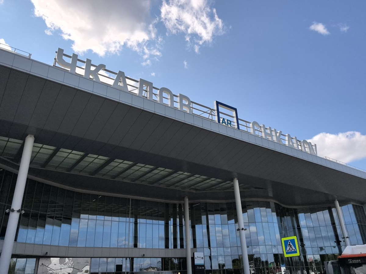 Персонал аэропорта работает в усиленном режиме.  Фото: Фото: ФедералПресс / Ксения Кобалия