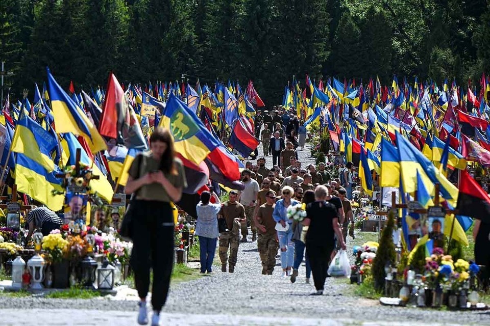    Население Украины сокращается катастрофически на фоне потерь на передовой. Фото: Anastasiia Smolienko/Keystone Press Agency/Global Look Press