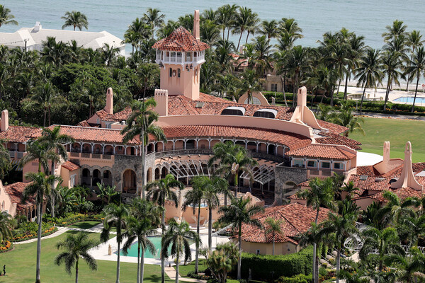 Резиденция Дональда Трампа Мар-а-Лаго в Палм-Бич / Joe Raedle/Getty Images  