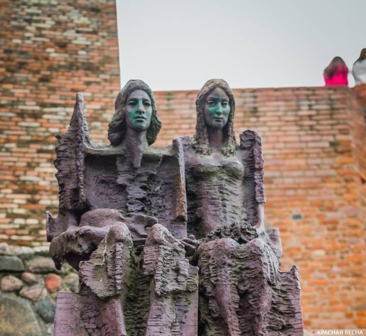     Варшава. Польша   
Андрей Алексеев © ИА Красная Весна