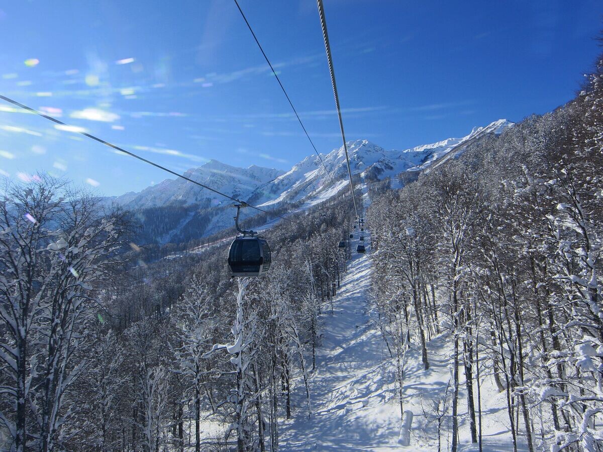    " Подготовка к проведению этапа Кубка Европы по горным лыжам© РИА Новости . Антон Денисов