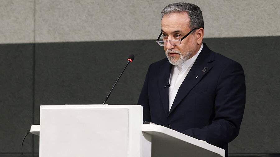    Фото: REUTERS/Pierre Albouy