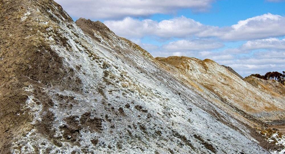 Крупнейший никелевый рудник Канады сможет хранить углерод в своих пустых породах, если все пойдет по плану