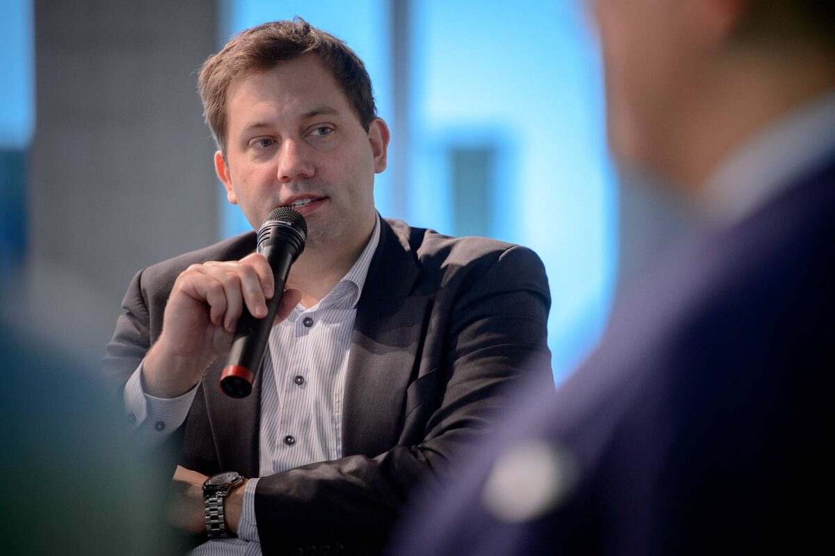     Ларс Клингбайль   
(сс) Heinrich-Böll-Stiftung