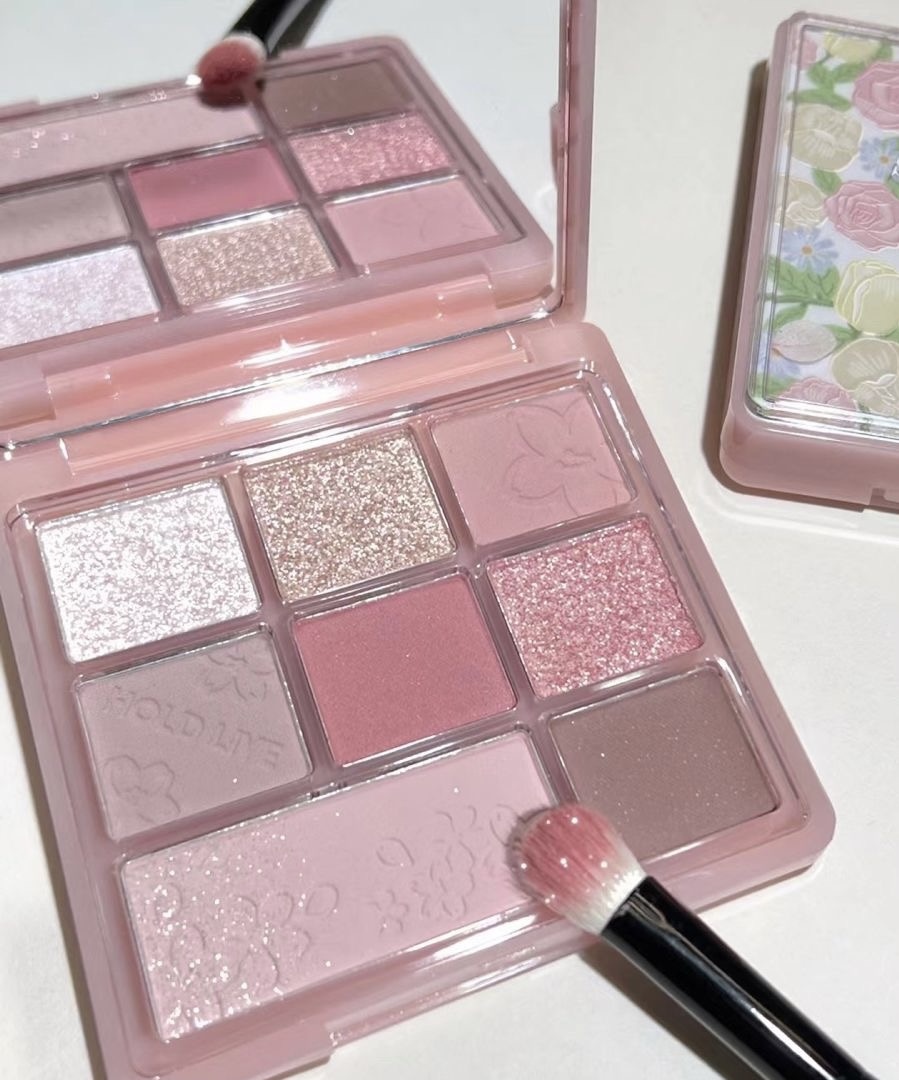 Розовые тени