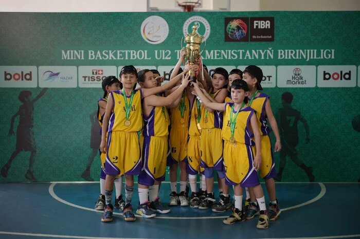    Команда «Ахал»