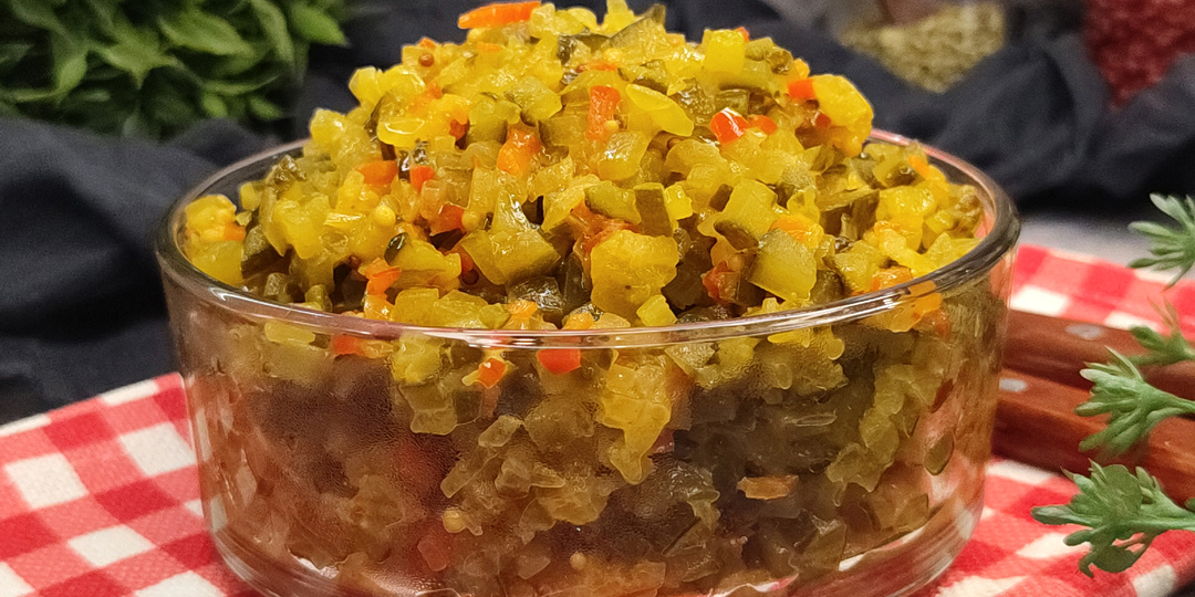 Потрясающая закуска из соленых огурцов, которая подходит ко всему