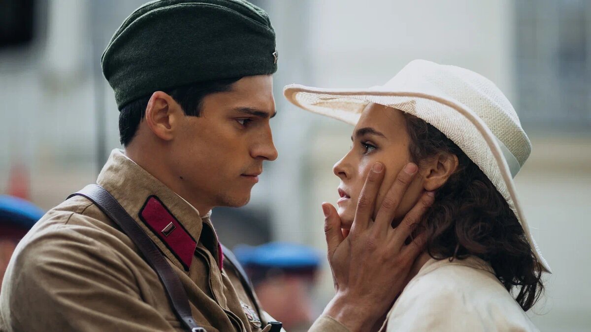 Роман Васильев и Ангелина Стречина "Любовь Советского Союза"