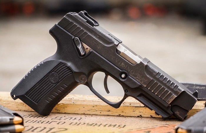 Пистолет не так уж плох. /Фото: YouTube.com.