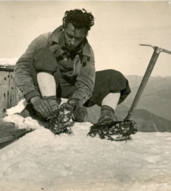 Молодой альпинист Ханс