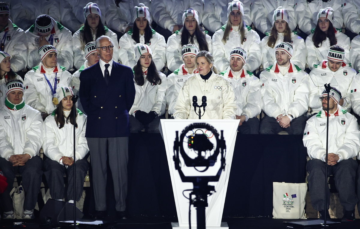    Глава организационного комитета Олимпиады-2026 Джованни Малаго и президент Международного олимпийского комитета Кирсти Ковентри  Михаил Терещенко/ТАСС