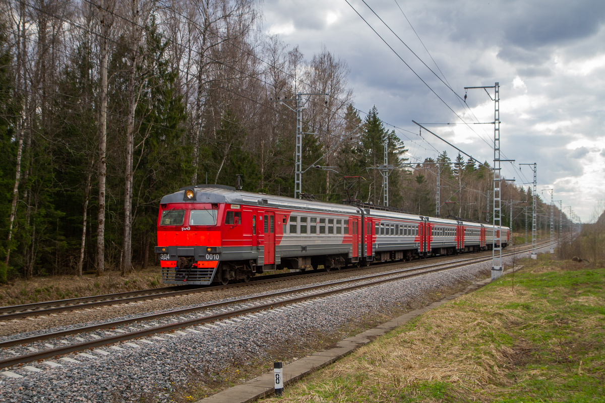 ЭД4-0010 на перегоне Жёлтиково - Наугольный, 03.05.2021