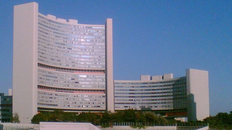     Штаб-квартира МАГАТЭ в Вене   
(cc) Thjurexoell