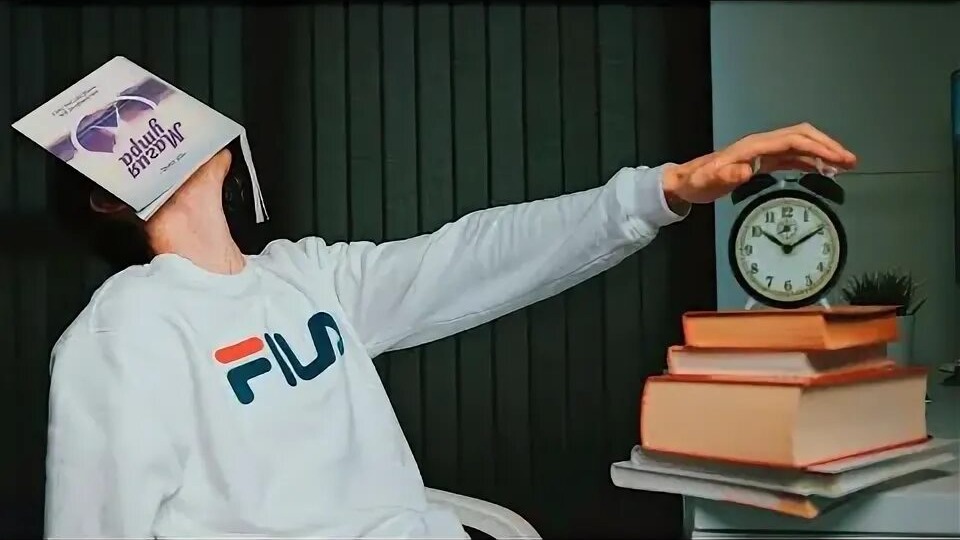 Почему не стоит читать книги по саморазвитию