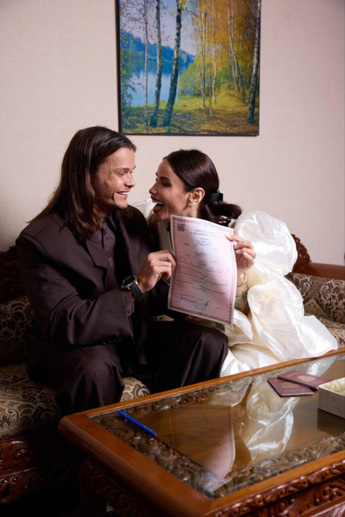    Свадьба Айзы на Бали: начало эры цифрового мистицизма и брачного офшоринга. novostix