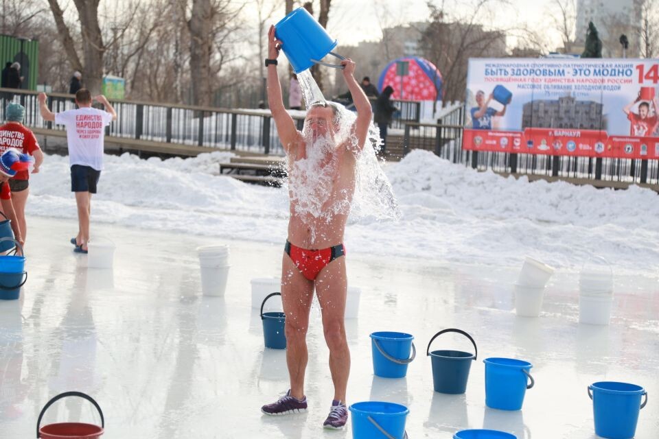    Масленица в парке "Изумрудном". Источник: Олег Укладов