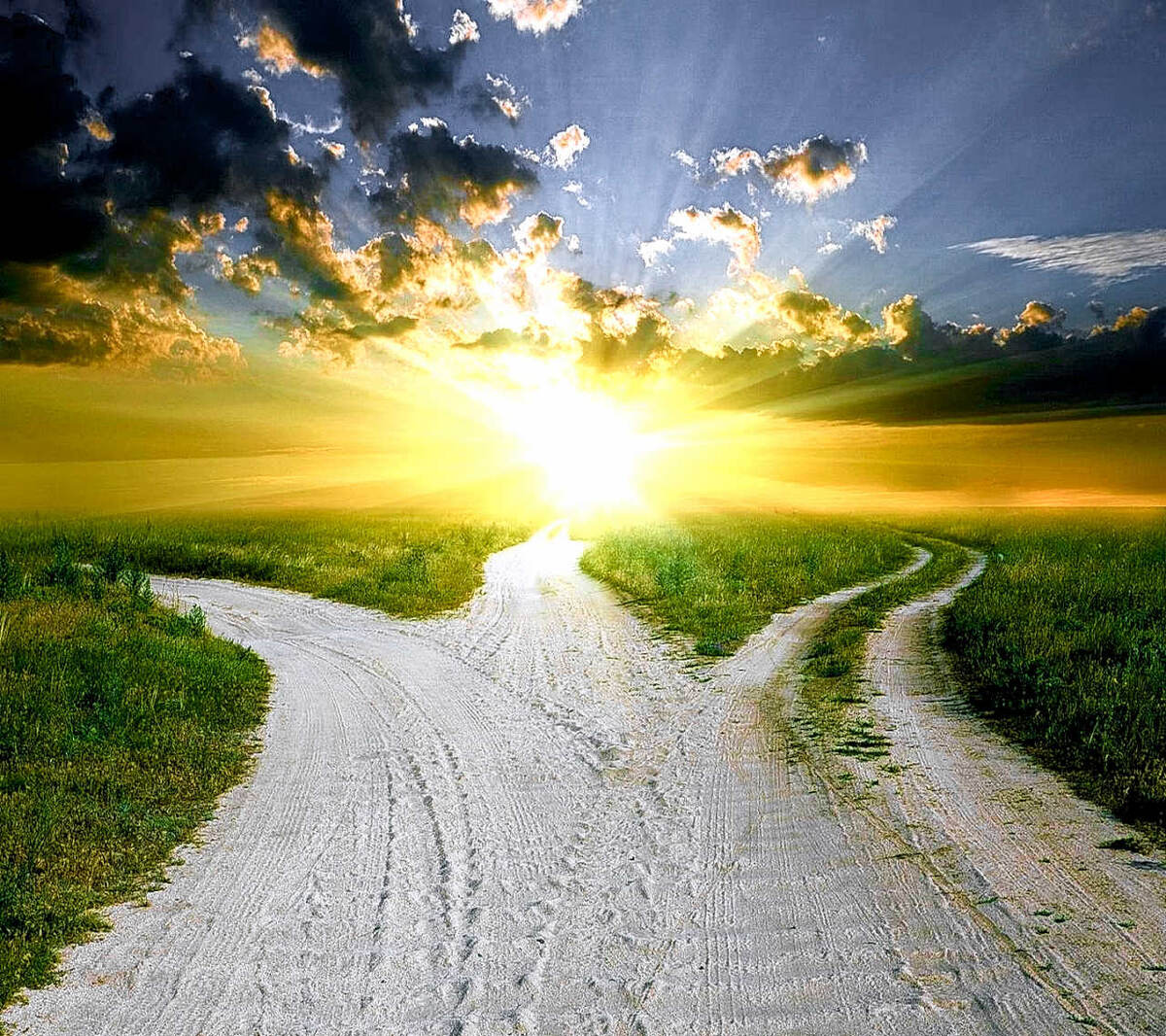 История как три дорого, расходяшиеся в разные стороны