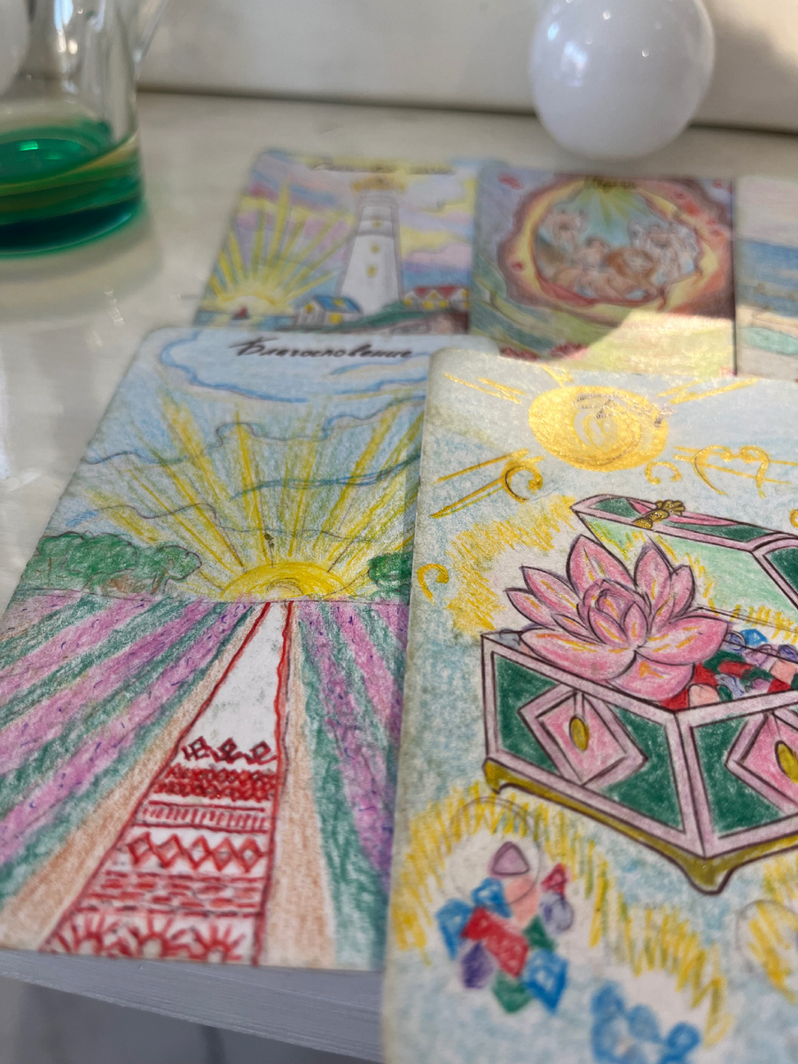 Эскизный Оракул снов сделает Вашу практику более уникальной. Заказать Оракул- пишите мне, ссылочка внизу публикации. Навигация по Оракулу, значение каждой карты - идет в сопровождении к Оракулу. 