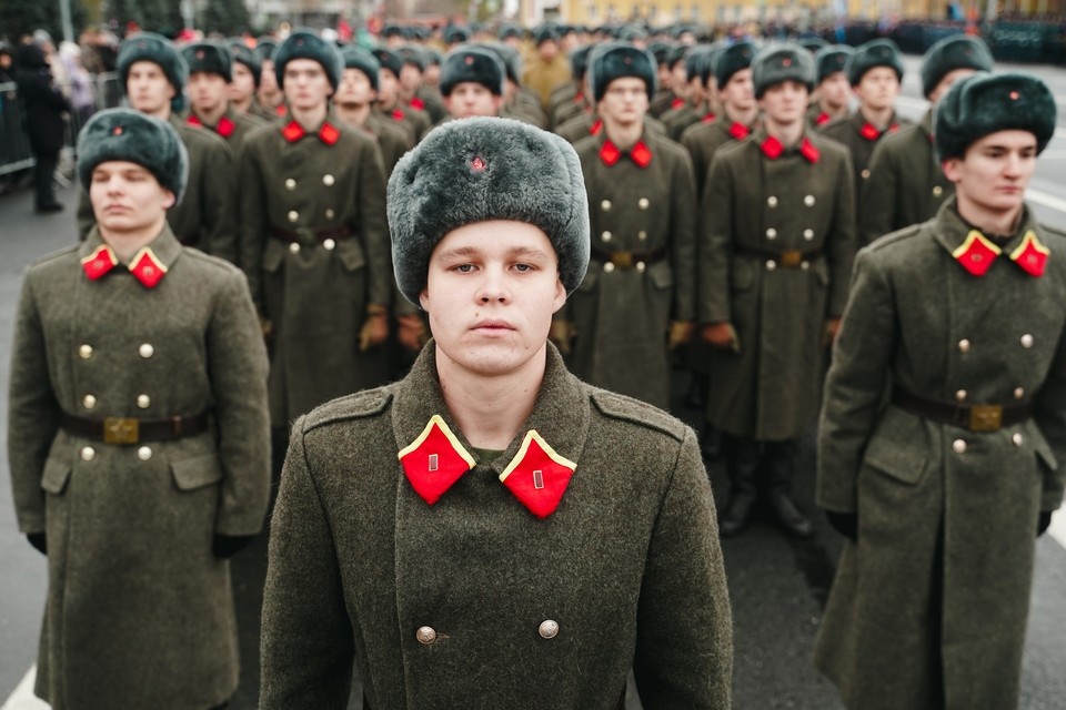    Праздник символизирует мужество, стойкость и верность долгу Светлана МАКОВЕЕВА