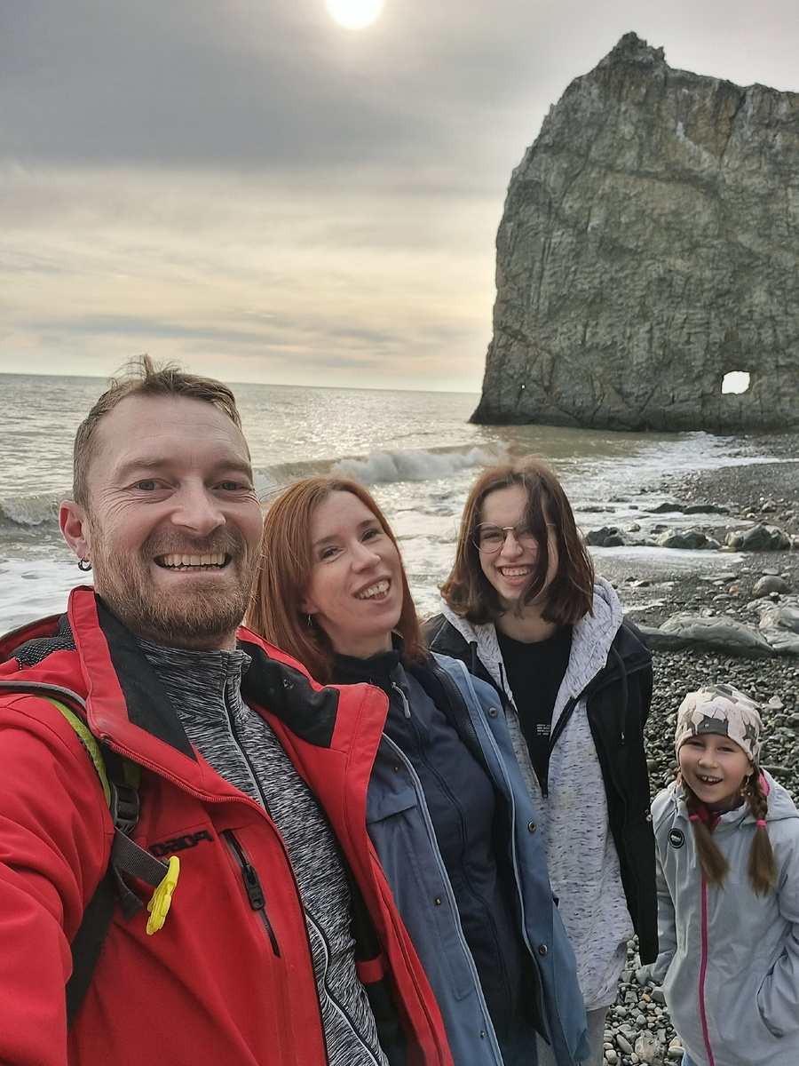 Мой Защитник. Если что - служил.