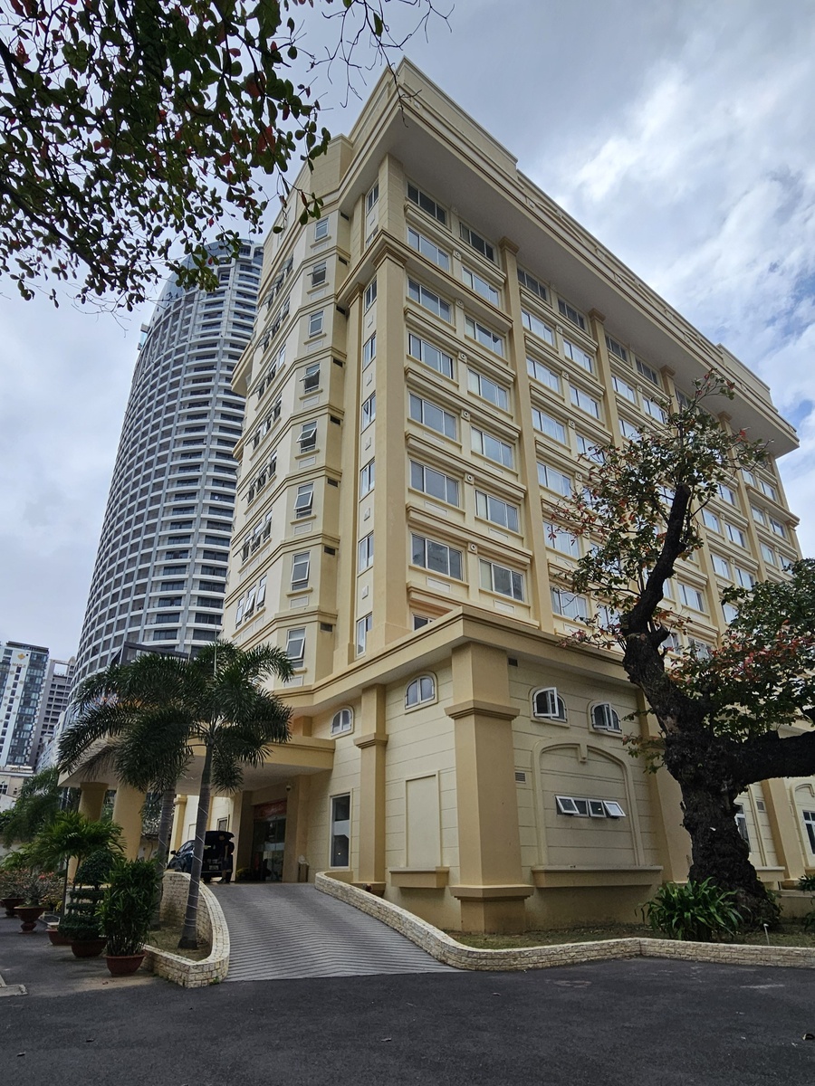 Здание отеля