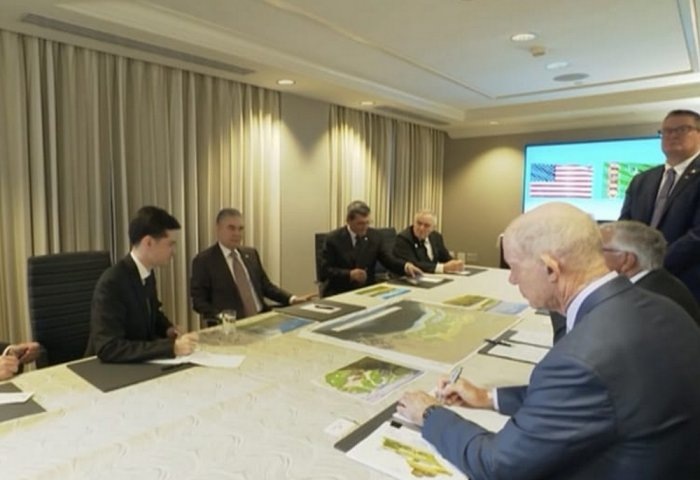 Встреча Председателя Халк Маслахаты Туркменистана Гурбангулы Бердымухамедова с президентом компании Nicklaus Companies Джоном Ризом, США