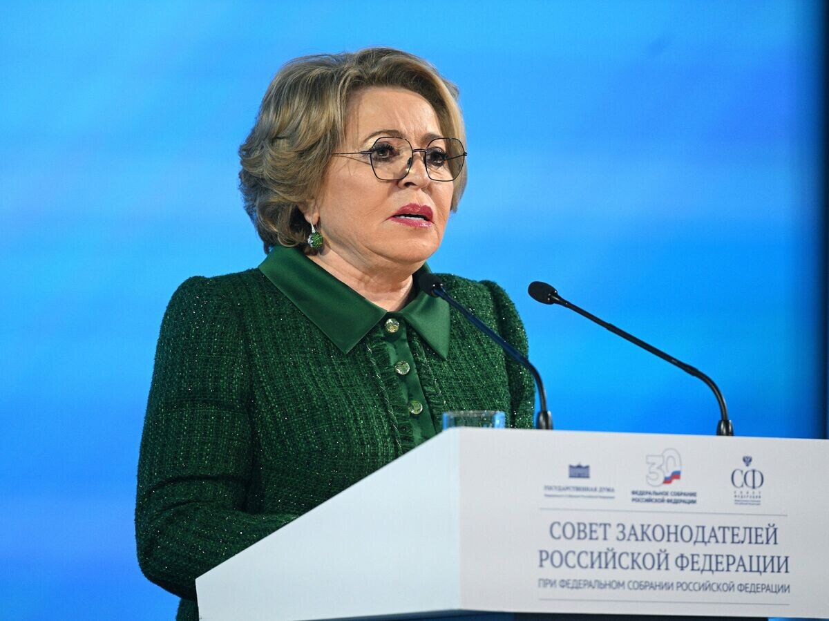    Президент РФ В. Путин принял участие в заседании Совета законодателей РФ© РИА Новости . Рамиль Ситдиков