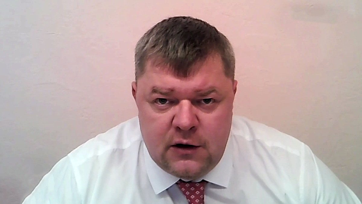    Эксперт Михайлов