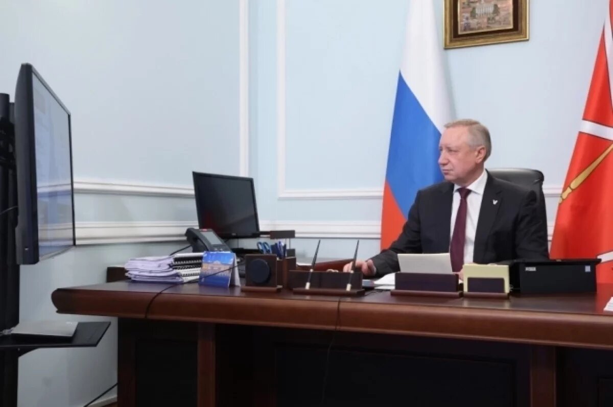    Александр Беглов поздравил петербуржцев с Днем защитника отечества