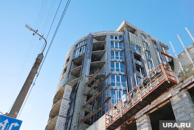 В Кургане долгие годы не могут достроить несколько ЖК и элитную гостиницу
Фото: Екатерина Сычкова © URA.RU