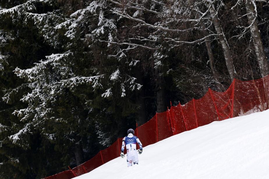 Alexis Boichard / Agence Zoom / Getty Images📷Норвежский горнолыжник Атле Ли Макграт уходит в лес во время соревнований
