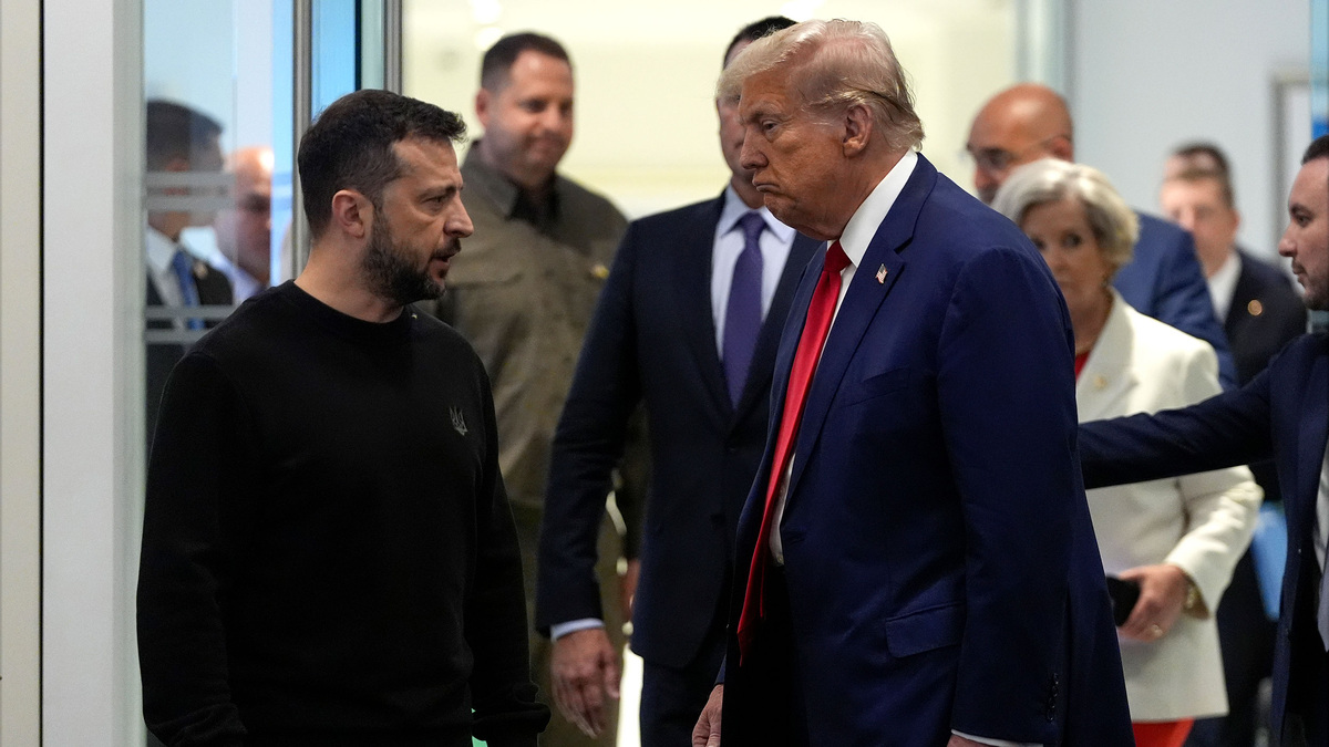    Зеленский и Трамп АР