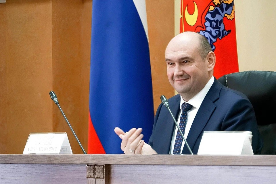    Глава региона подчеркнул, что этот праздник символизирует неразрывную связь поколений и признание великих заслуг российских воинов Яна Вежлева