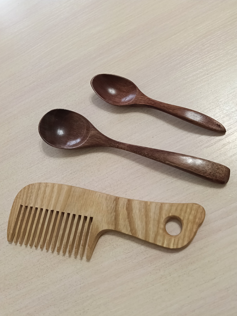 Гребень и ложки из дерева