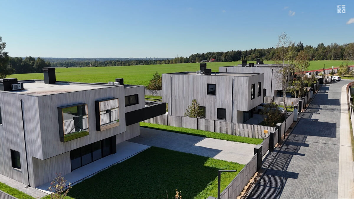 Используемые материалы и фасадные решения соответствуют общей концепции проекта