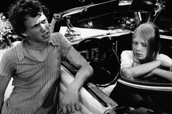    Юная Дарья Михайлова в своей первой главной роли в фильме «Голубой портрет».