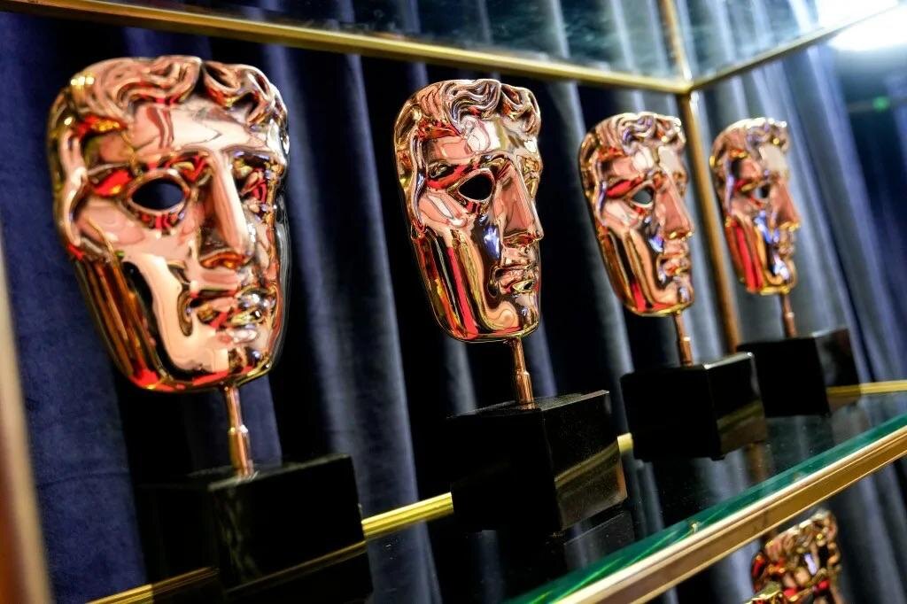    Стали известны обладатели премии BAFTA-2026 (фото 1)