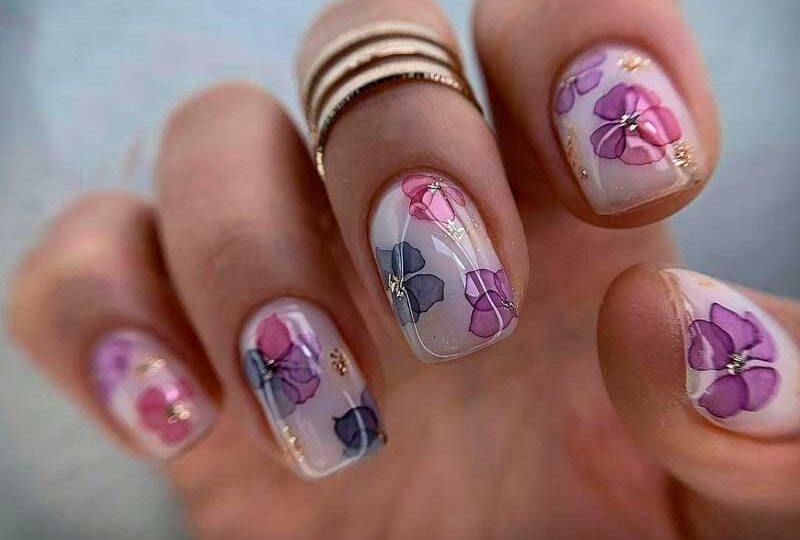 🌸 Эти весенние цветы на ногтях сведут всех с ума! 45 идей маникюра, которые хочется повторить уже в марте