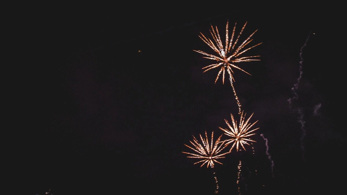    Салют в Новосибирске 23 февраля   1MI