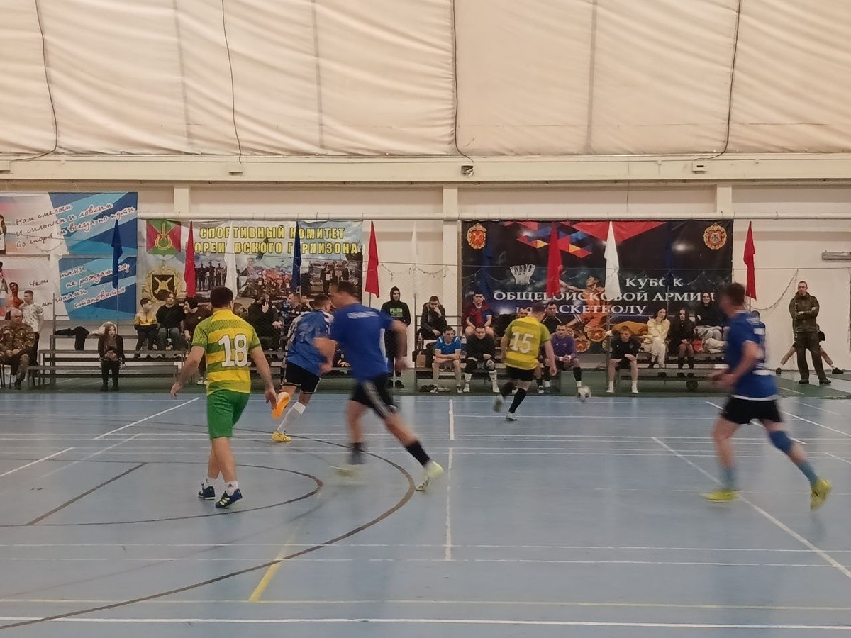    В Кореновске открылись соревнования на кубок главы МО Кореновский муниципальный район по мини-футболу