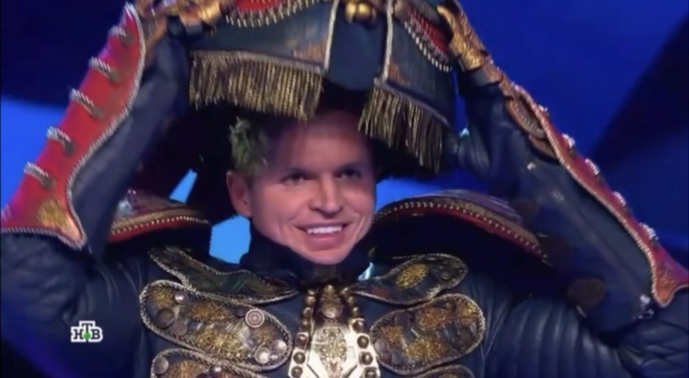    Кадр из видео, шоу «Маска», канал НТВ