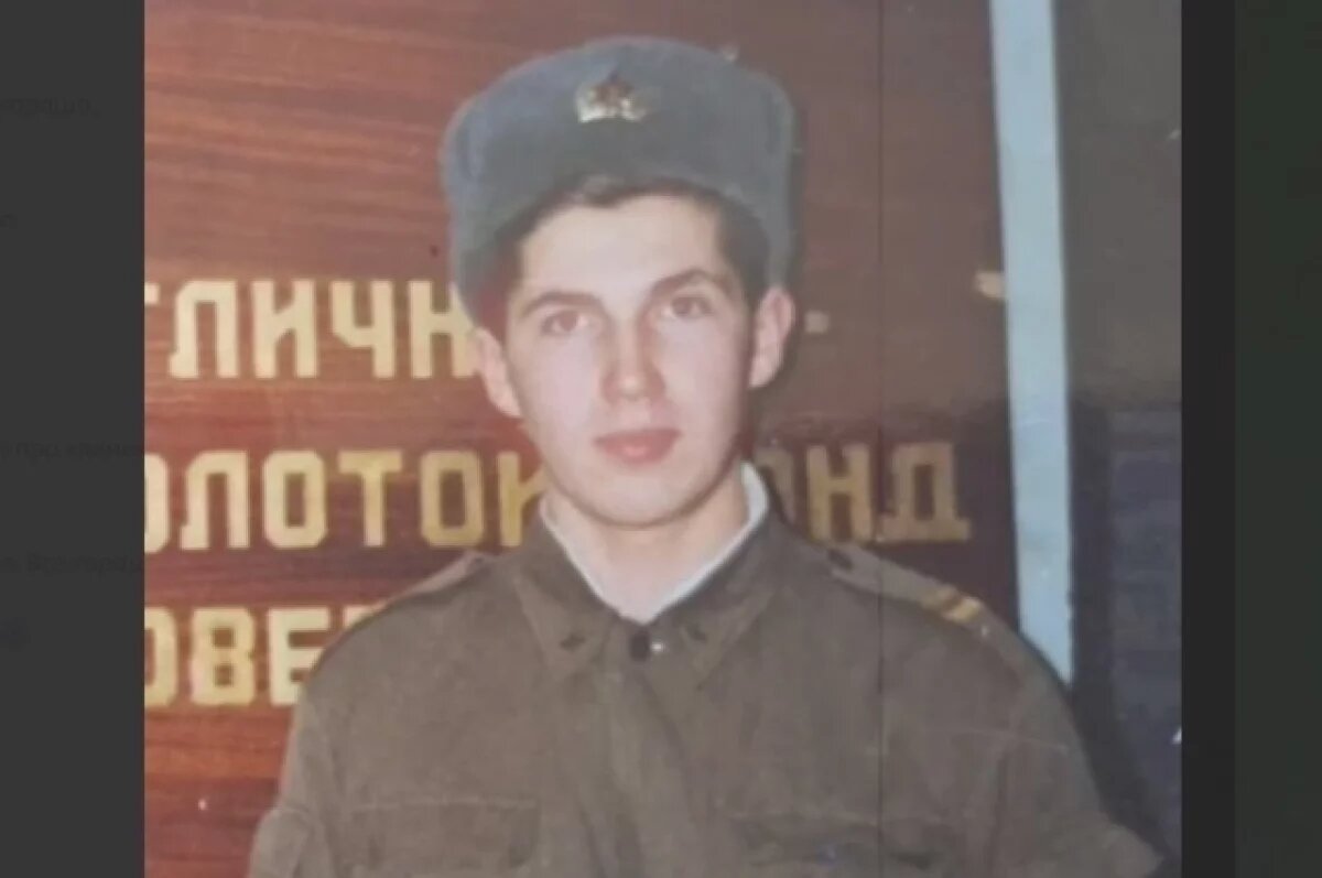    Денисов показал армейские фото чиновников администрации Пензы