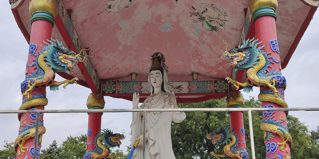 Китайский храм Wang Sam Sien в Паттайе. Личный опыт и немного теории