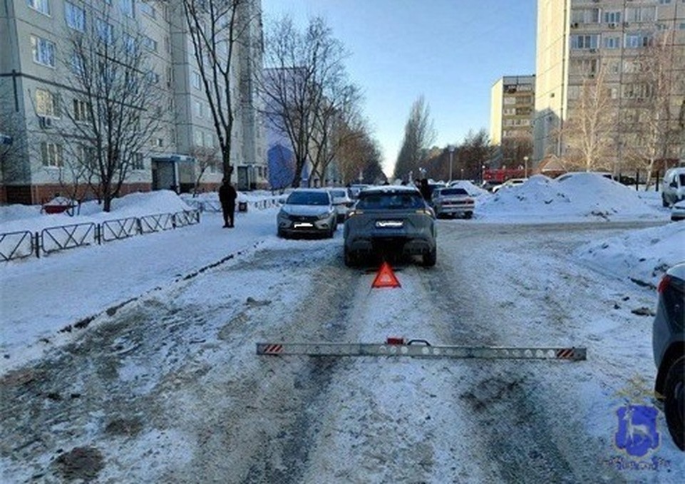    Полиция проводит проверку по факту ДТП с участием ребенка в жилой зоне Тольятти ГУ МВД России по Самарской области
