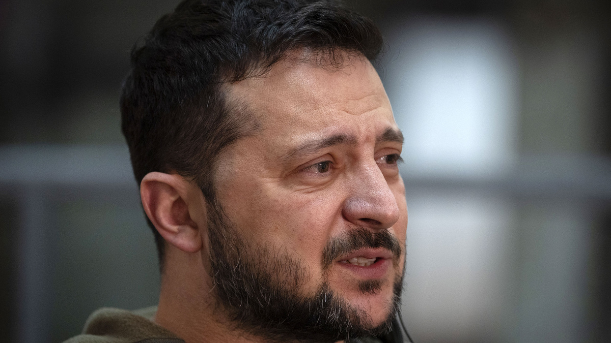    Зеленский АР